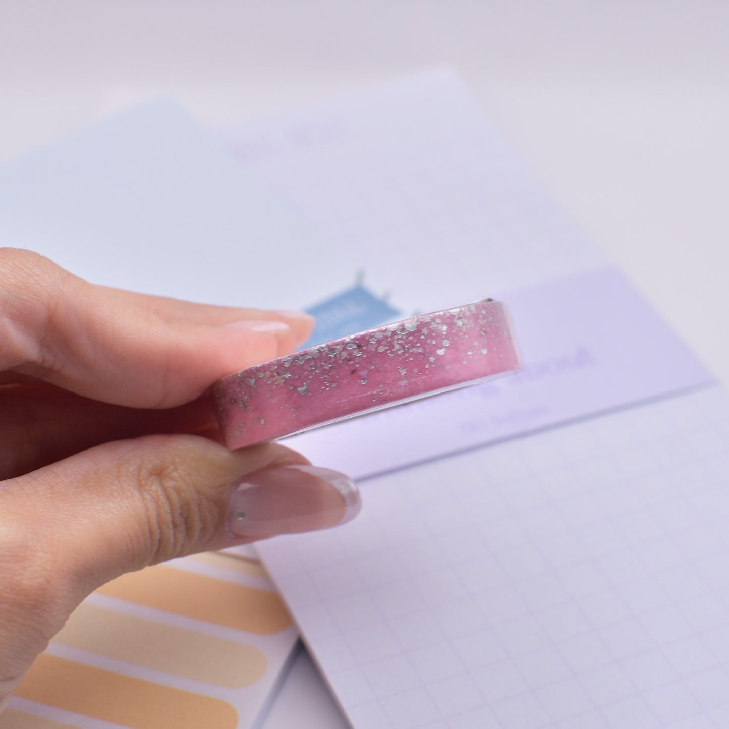 Amostra de Washi Tape - Simply Gilded 10 mm - Strawberry Milk Stardust