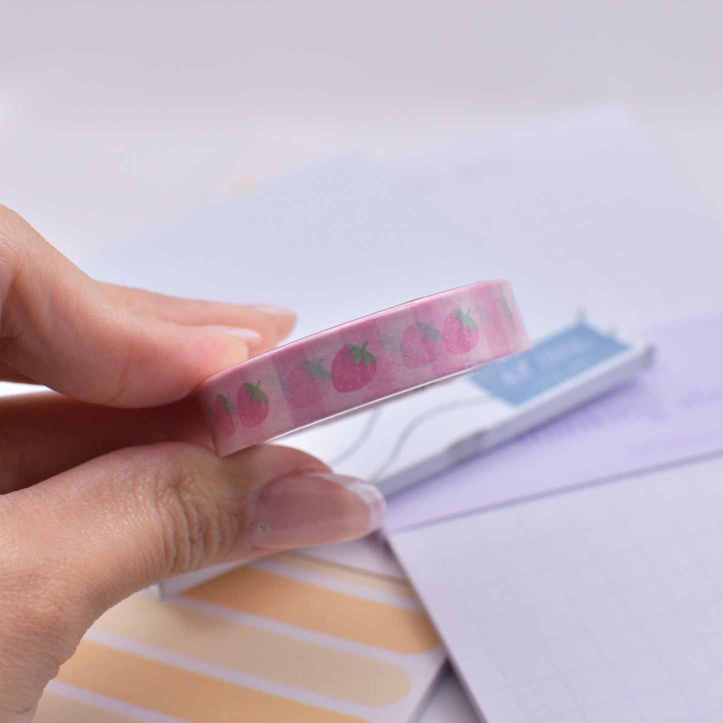 Amostra de Washi Tape - Simply Gilded 10 mm - Strawberry Milk Parfait Stripe