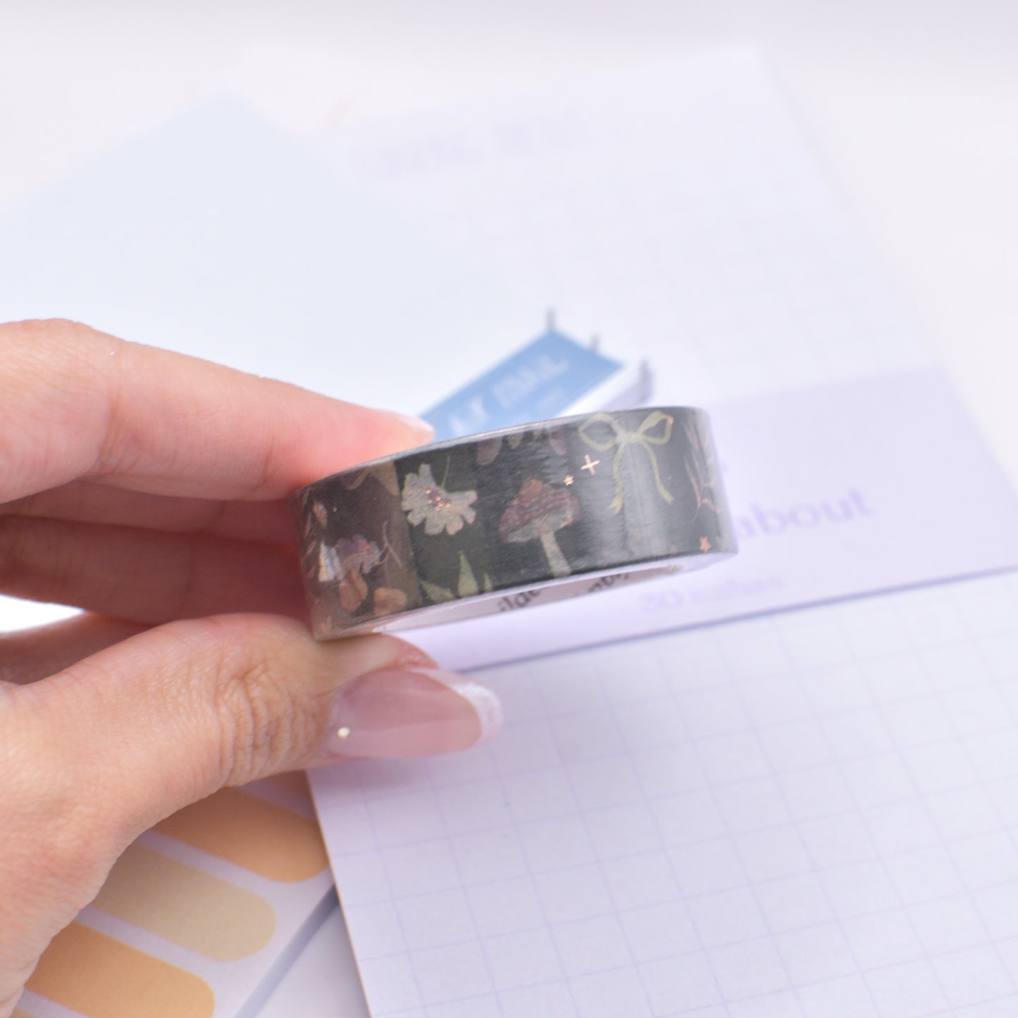 Amostra de Washi Tape - Simply Gilded 15 mm - Cozy Chronicles Pattern